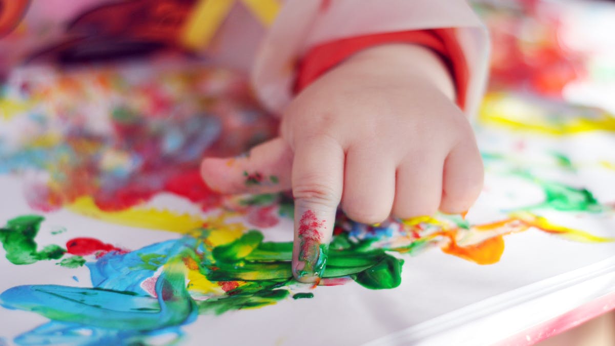 Activite Manuelle Bebe Peinture Et Pate A Modeler Parents Fr Activite Manuelle Bebe Peinture Et Pate A Modeler Parents Fr