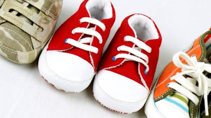 Premieres Chaussures De Bebe Comment Les Choisir Parents Fr Premieres Chaussures De Bebe Comment Les Choisir Parents Fr