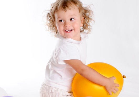 Quel Ballon Choisir Pour Bebe Parents Fr Quel Ballon Choisir Pour Bebe Parents Fr