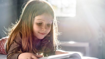 Lecture : à partir de quel âge un enfant peut-il apprendre à lire ?