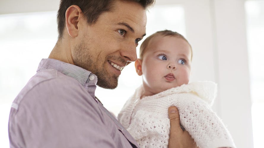 Etre présent ou non à l'accouchement : des pères témoignent