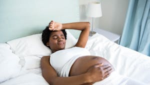 Migraine chez la femme enceinte : symptômes et traitement