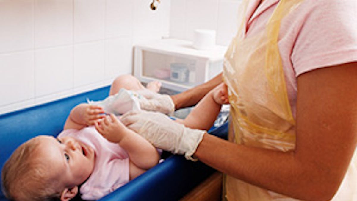Laver Bebe Sans Bain Mode D Emploi Parents Fr Laver Bebe Sans Bain Mode D Emploi Parents Fr