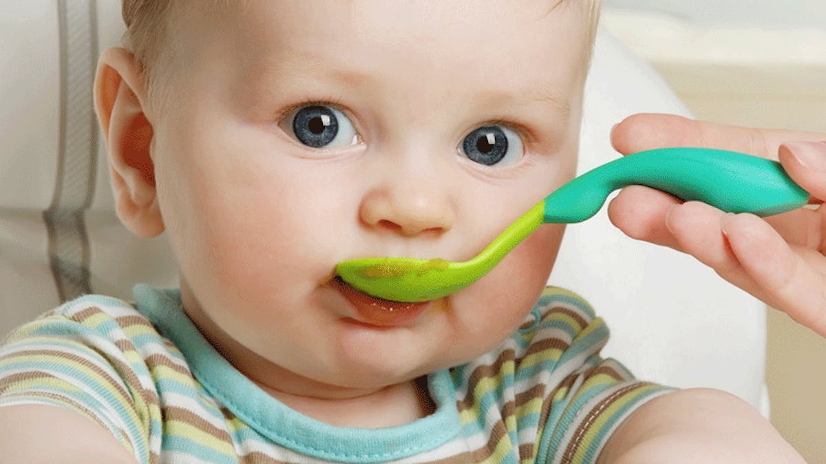 Alimentation Bebe Mon Enfant Ne Supporte Pas Les Morceaux Parents Fr Alimentation Bebe Mon Enfant Ne Supporte Pas Les Morceaux Parents Fr