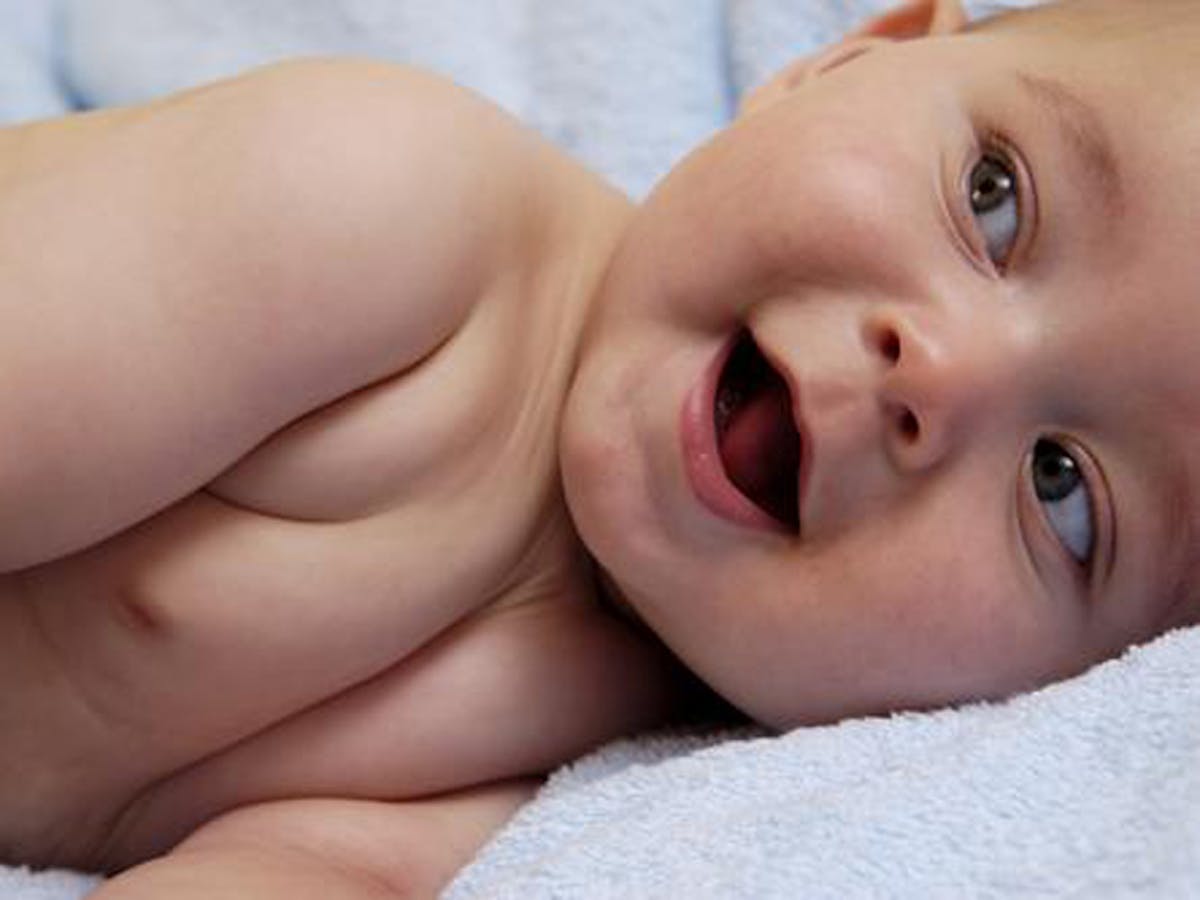 Bébé à 12 mois : où en est-il 1 an après sa naissance ?