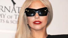 Lady Gaga complètement gaga
