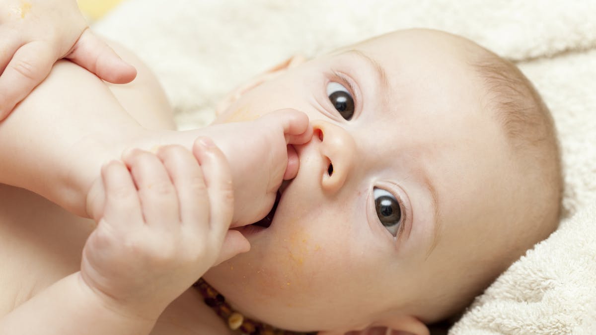 Bebe 4 Mois Eveil Et Developpement Sante Et Alimentation Parents Fr Bebe 4 Mois Eveil Et Developpement Sante Et Alimentation Parents Fr