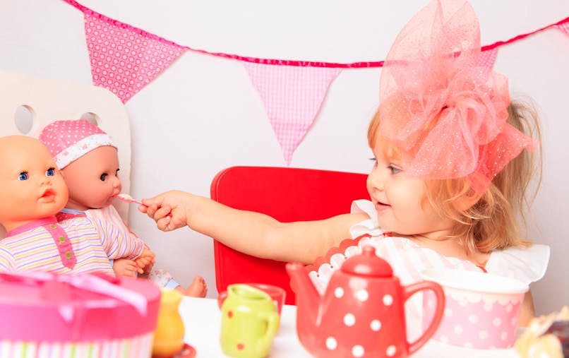 Mimetisme L Imitation Chez Bebe Parents Fr Mimetisme L Imitation Chez Bebe Parents Fr