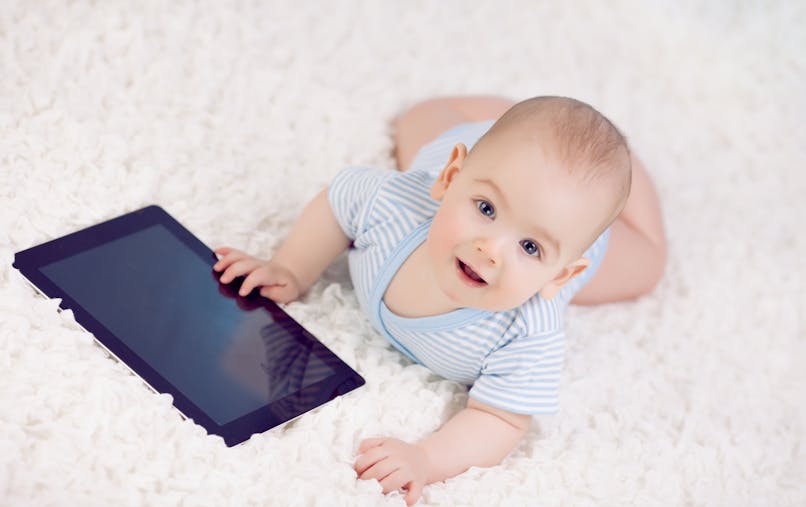 Les Tablettes Tactiles Pour Bebe Parents Fr Les Tablettes Tactiles Pour Bebe Parents Fr