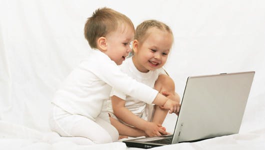 Ces Bebes Qui Ont Leur Compte Sur Facebook Parents Fr Ces Bebes Qui Ont Leur Compte Sur Facebook Parents Fr