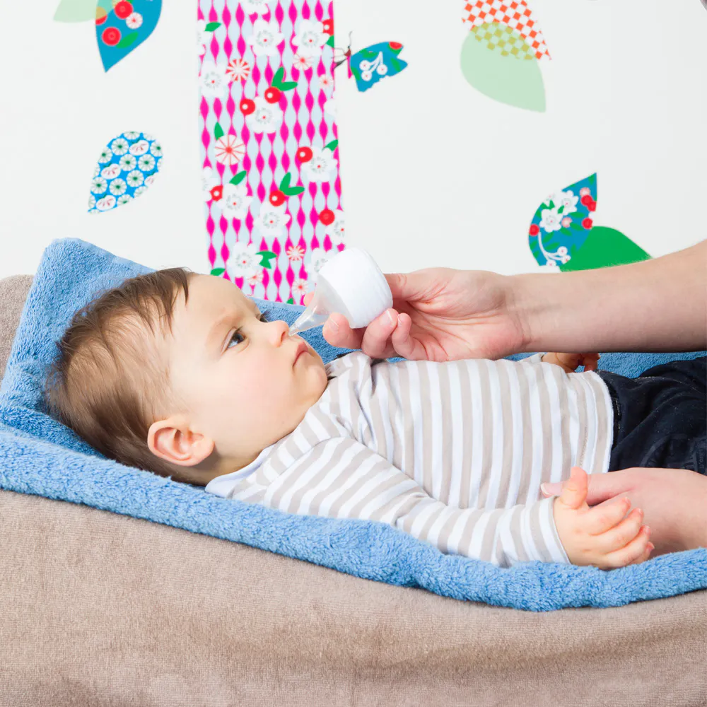 Comment Moucher Bebe Lecons De Puericulture Parents Fr Comment Moucher Bebe Lecons De Puericulture Parents Fr