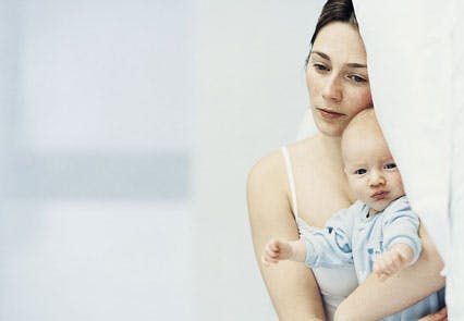 Les mères célibataires sont-elles si isolées ?