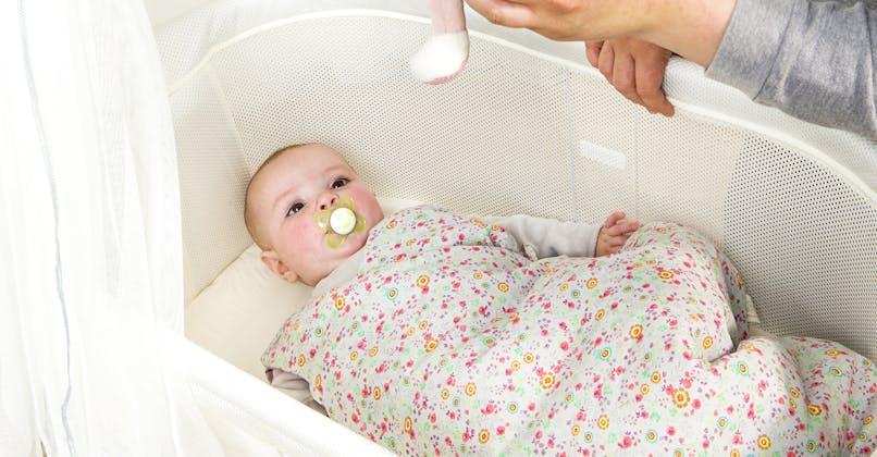 Quand Et Comment Faire Dormir Son Bebe Sur Un Plan Incline Parents Fr Quand Et Comment Faire Dormir Son Bebe Sur Un Plan Incline Parents Fr