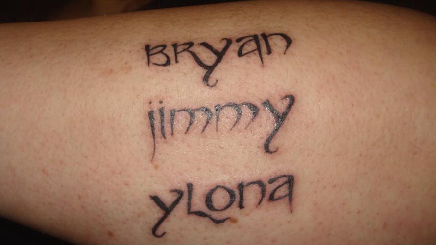 Le tatouage de Stéphanie pour Bryan, Jimmy et
        Ylona