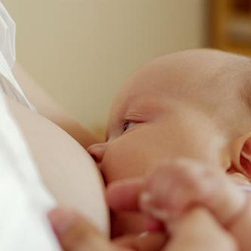 Images d'allaitement : Facebook a édité de nouvelles  règles