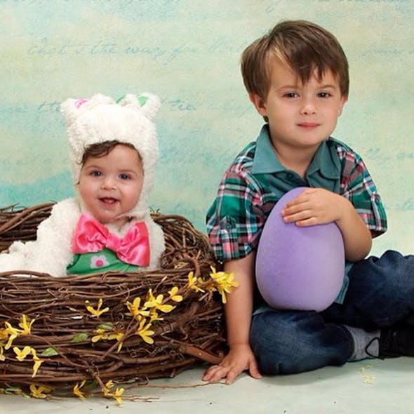 Milo et Elizabella fêtent Pâques