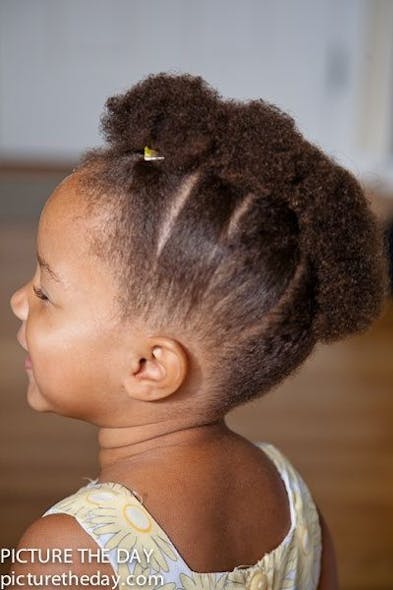 Photos 15 Coiffures De Petite Fille Pour Cheveux Crepus Parents Fr Photos 15 Coiffures De Petite Fille Pour Cheveux Crepus Parents Fr