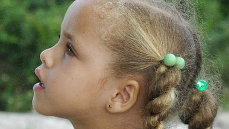 Coiffures Enfants Des Modeles Pour Cheveux Frises Parents Fr Coiffures Enfants Des Modeles Pour Cheveux Frises Parents Fr