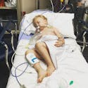 Etats-Unis : une maman poste la photo de son fils
  hospitalisé pour rappeler les dangers de la noyade sèche