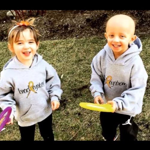 A 5 ans, une petite fille sauve son frère jumeau