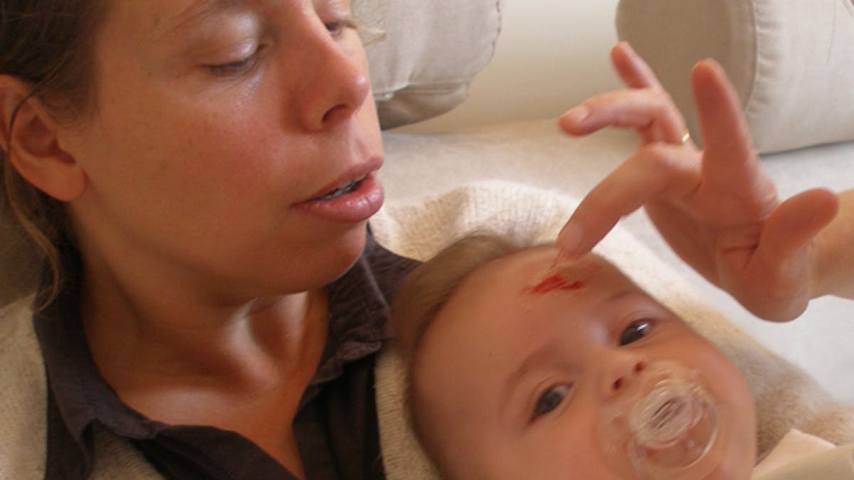 Crise D Asthme Un Medecin Sauve Un Bebe Dans Un Avion Parents Fr Crise D Asthme Un Medecin Sauve Un Bebe Dans Un Avion Parents Fr