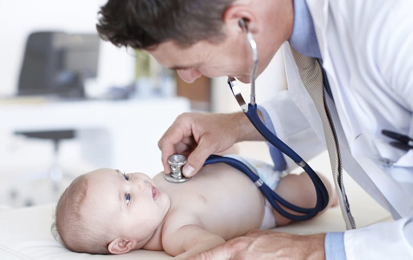 Les Examens Medicaux Obligatoires Pour Bebe Parents Fr Les Examens Medicaux Obligatoires Pour Bebe Parents Fr