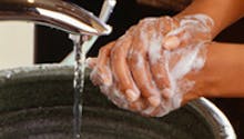 Un meilleur apprentissage de l’hygiène des mains à l’école
  réduirait les maladies