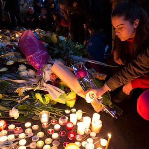 Attentats de Paris : Louis, 5 ans, a survécu à la tuerie
  du Bataclan