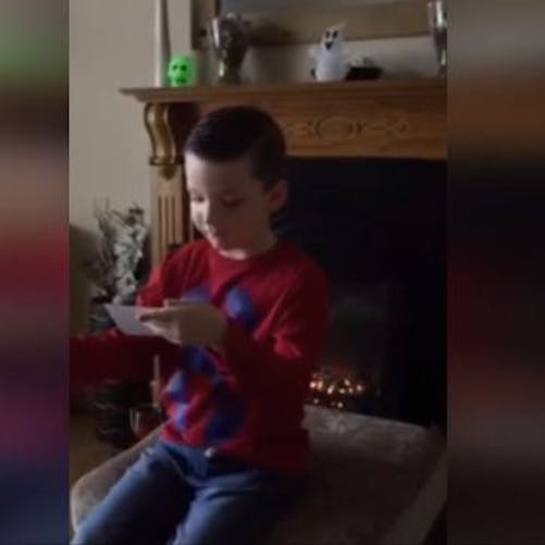 Instant émotion : la vidéo craquante d’un petit garçon qui
  apprend qu’il va devenir grand frère