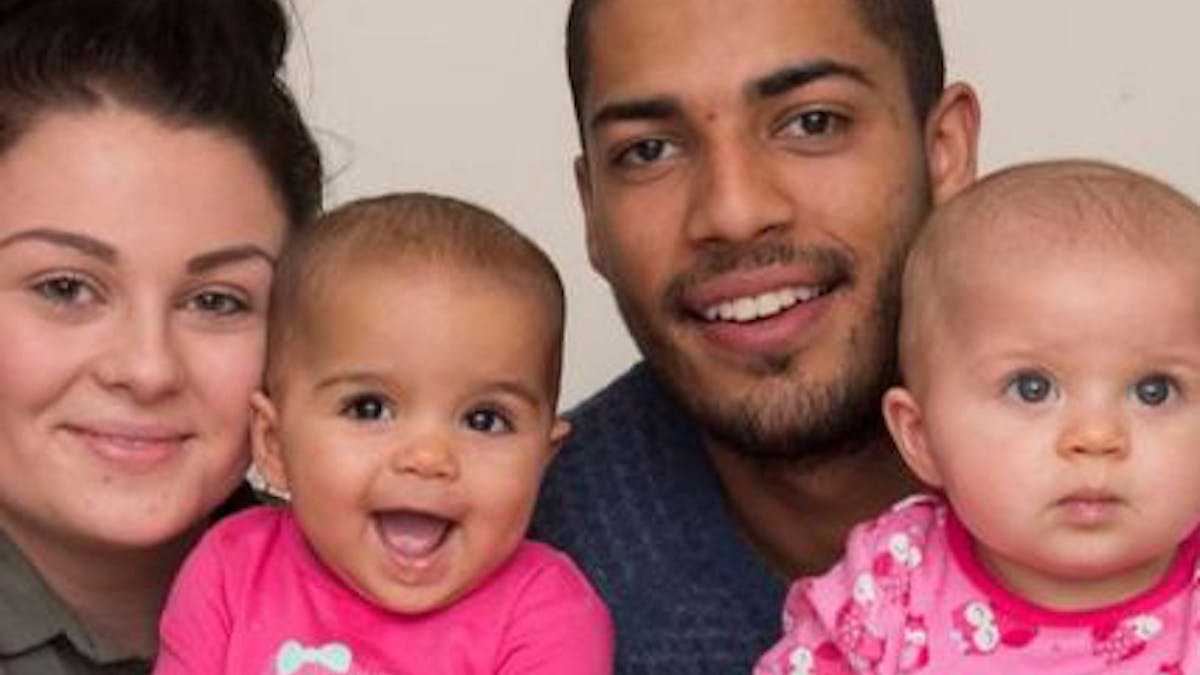 Elles N Ont Pas La Meme Couleur De Peau Et Pourtant Elles Sont Jumelles Parents Fr Elles N Ont Pas La Meme Couleur De Peau Et Pourtant Elles Sont Jumelles Parents Fr