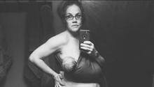 Facebook : la photo d'une maman qui allaite fait le
  buzz