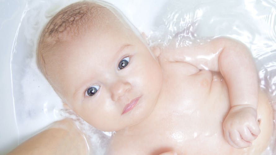 Cosmétiques pour bébés : quels sont les produits à éviter ?