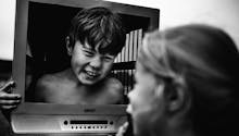 Photos : de sublimes clichés en noir et blanc d’enfants  vivant sans écrans !