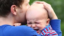 Nos stéréotypes influencent notre perception des pleurs de
  bébé