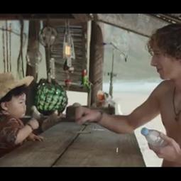 Pub Evian Des Bebes Surfeurs Au Top Parents Fr