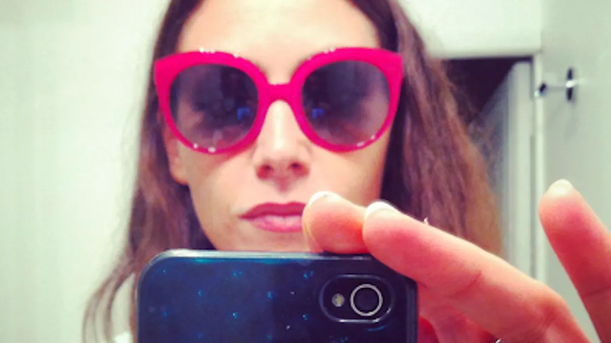 Olivia Ruiz Devoile Enfin Le Prenom De Son Fils Parents Fr Olivia Ruiz Devoile Enfin Le Prenom De Son Fils Parents Fr