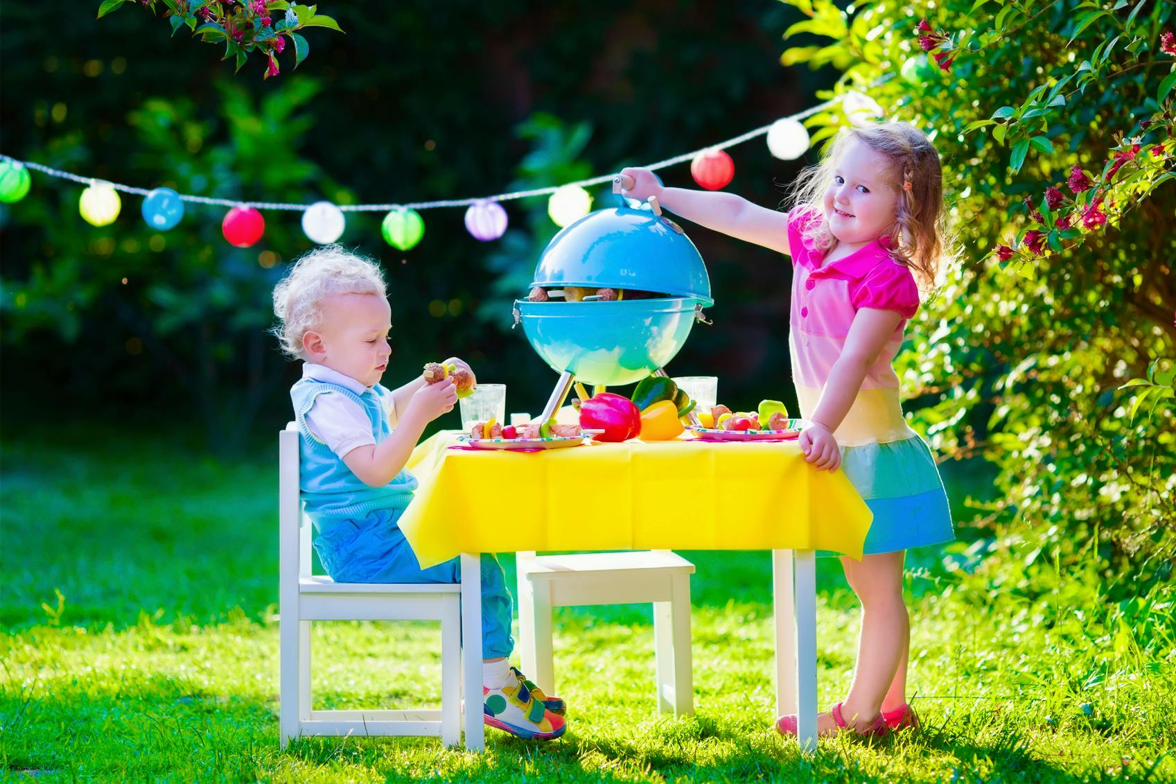 Pourquoi Jouer A La Dinette Avec Votre Enfant Parents Fr Parents Fr