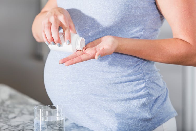 Prévention : enceinte, on stimule le microbiote de
  bébé !