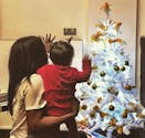 Amel Bent prépare Noël avec sa fille (PHOTO)