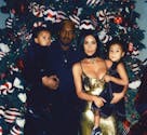 Kim Kardashian : sa photo de famille pour faire taire les
  rumeurs (PHOTO)