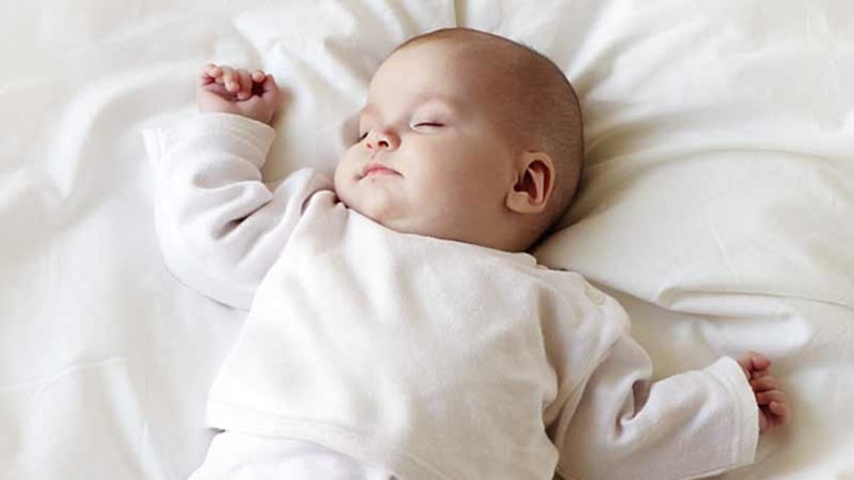 Quel berceau choisir pour le sommeil et la chambre de son bébé ?