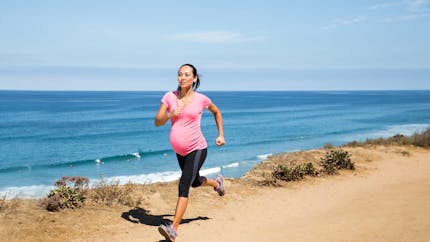 Quels sports puis-je faire quand je suis enceinte ? 