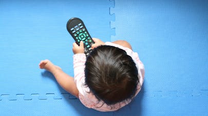 La Preuve Que Les Enfants Preferent Les Objets Du Quotidien A Leurs Jouets Video Parents Fr La Preuve Que Les Enfants Preferent Les Objets Du Quotidien A Leurs Jouets Video Parents Fr