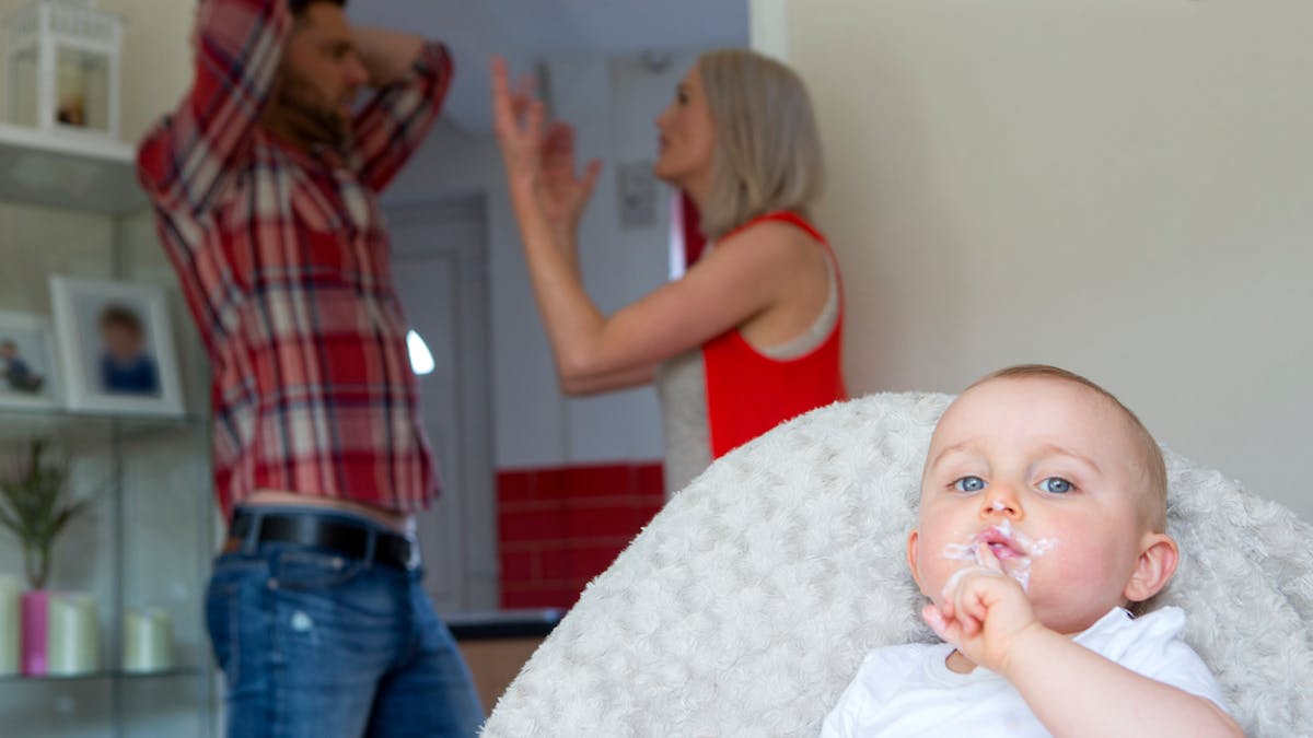 Eviter Le Baby Clash Au Sein Du Couple Parents Fr Eviter Le Baby Clash Au Sein Du Couple Parents Fr