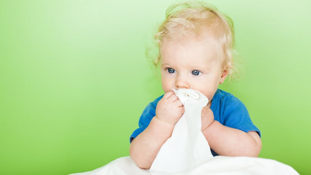 Moucher Bebe Comment Bien Moucher Le Nez De Bebe Parents Fr Moucher Bebe Comment Bien Moucher Le Nez De Bebe Parents Fr