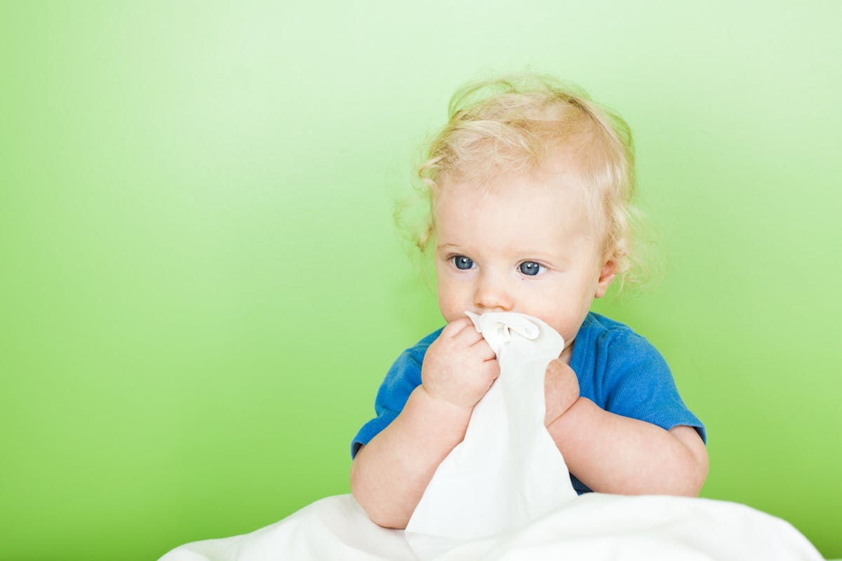 Comment dégager le nez de votre enfant sans mouche-bébé ? 