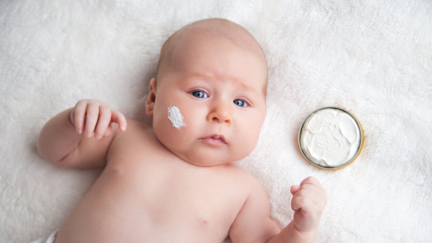 Les boutons chez le bébé