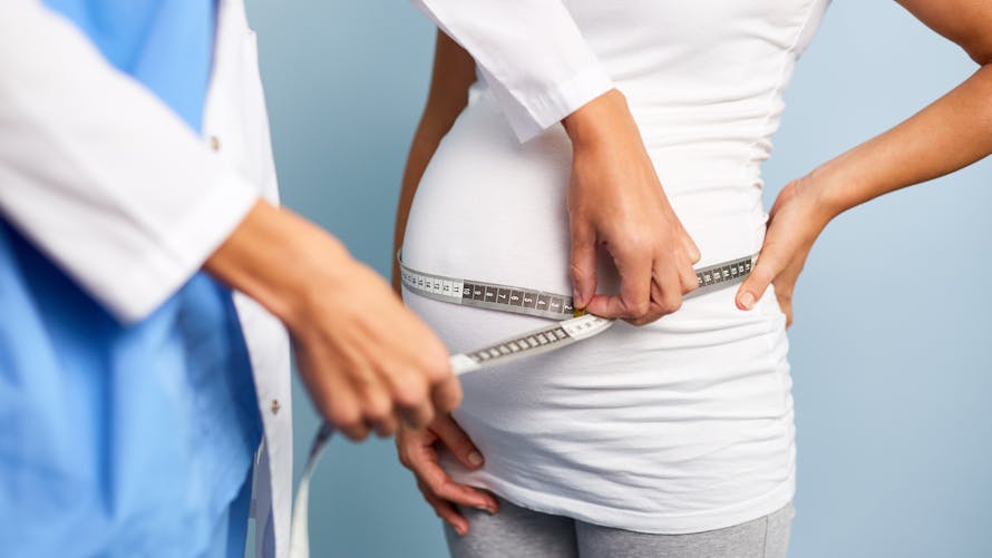 mesure ventre femme enceinte