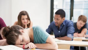 De mauvaises habitudes de sommeil altèrent le cerveau des adolescents