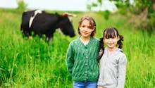 Pourquoi les enfants qui grandissent à la ferme ont moins d'allergies